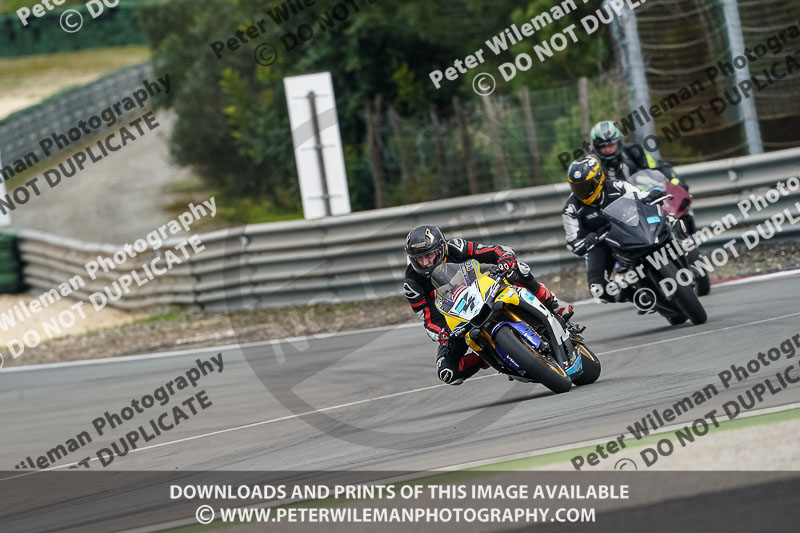 cadwell no limits trackday;cadwell park;cadwell park photographs;cadwell trackday photographs;enduro digital images;event digital images;eventdigitalimages;monteblanco trackday photographs;no limits trackdays;peter wileman photography;racing digital images;trackday digital images;trackday photos